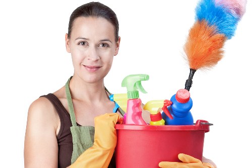 End of tenancy cleaning for a TW8 rental property kitchen