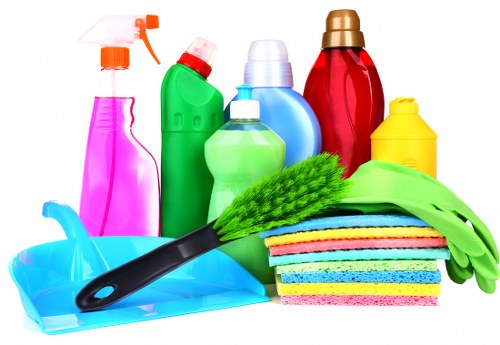 Professional hard floor cleaning service for homes and businesses in TW8