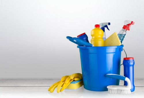 Local oven cleaning for flats and family homes around TW8
