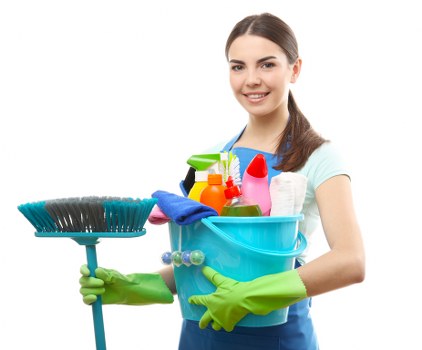Professional cleaning of residential and commercial windows in TW8